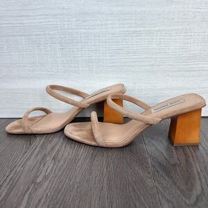 Steve Madden: Tan Suede Block Heel